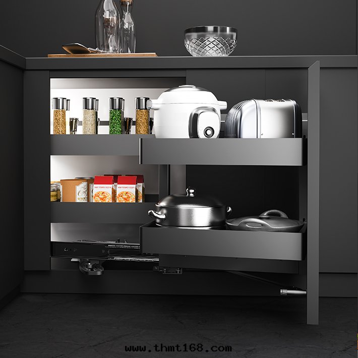 斯拉图(tú)-轉(zhuǎn)角(jiǎo)小怪物(wù)