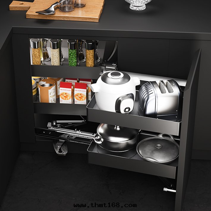 斯拉图(tú)-轉(zhuǎn)角(jiǎo)小怪物(wù)